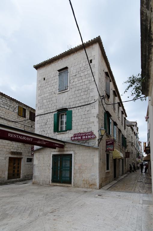 Apartments Kaja Trogir Buitenkant foto